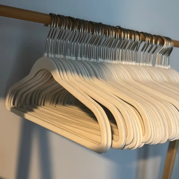 63 light grey felt Clothes Hangers EUC - Picture 3 of 5